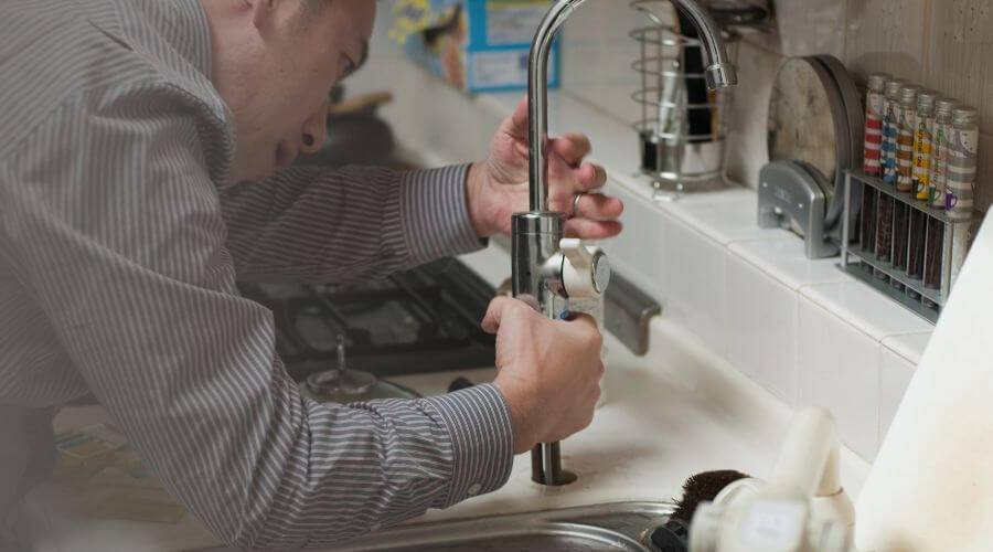 Professional Tankless Water Heater Installation in Huntington Woods, MI